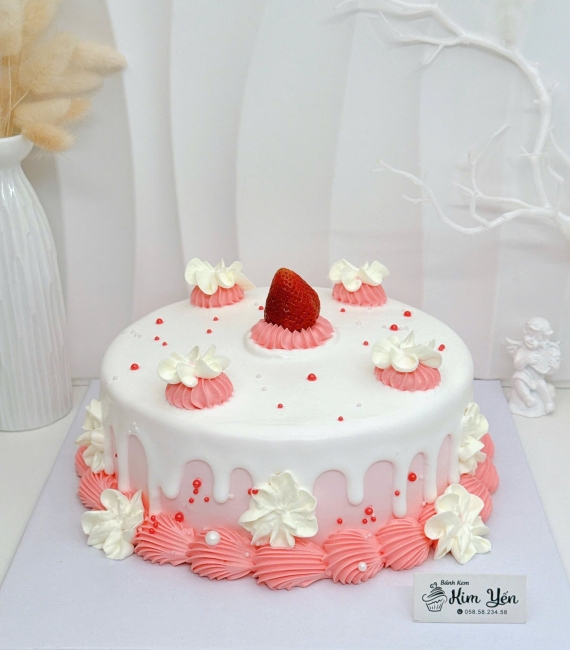 Bánh kem chúc mừng sinh nhật dành cho nữ hot
