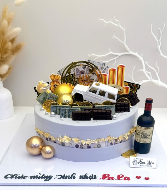 Bánh kem tặng nam trang trí theo yêu cầu