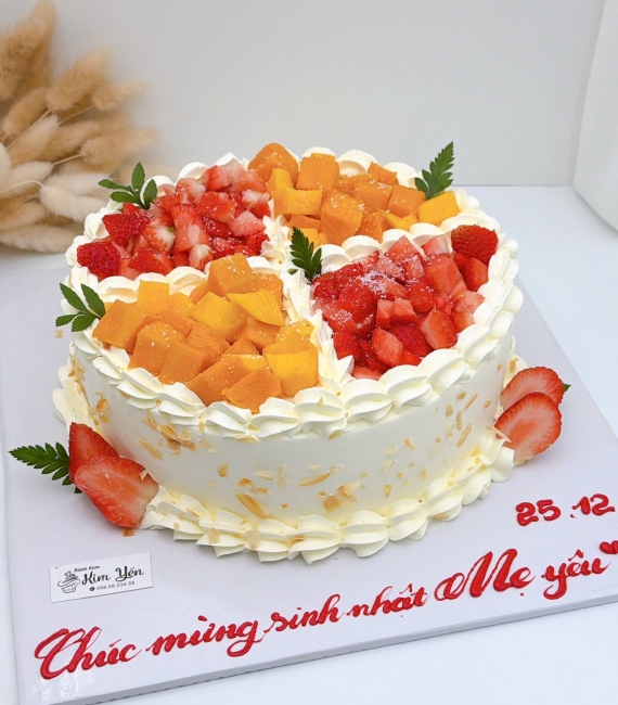 Bánh kem bắp mix 2 vị xoài và dâu tây