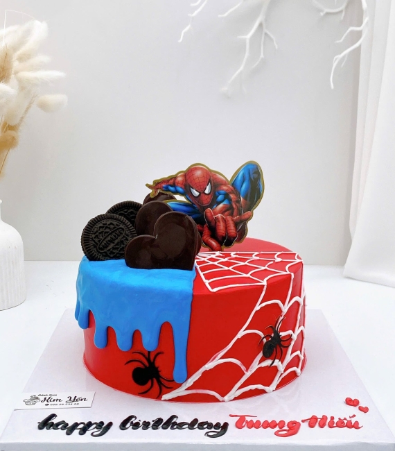 Mẫu bánh kem dành cho trai lên 5 tuổi hot 2026 người nhện 