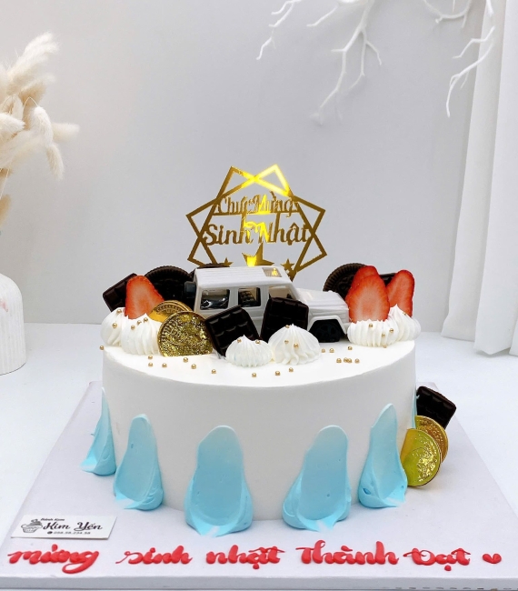 Mẫu bánh kem dành cho nam hot tone xanh 