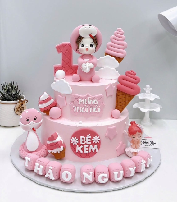 Bánh kem thôi nôi tone hồng cho bé gái cao cấp 2 tầng 
