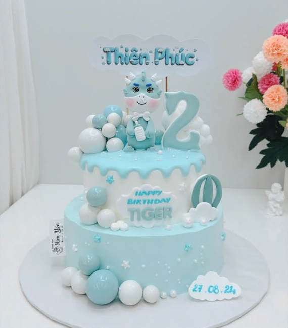Bánh kem dành cho bé trai 2 tầng lên 2 tuổi 