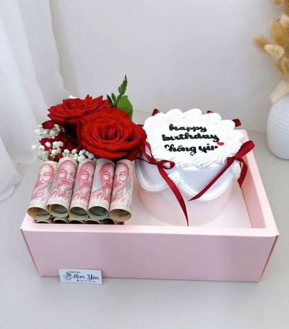 Sét bánh và hoa tặng mẹ ,người yêu 20/10 tone đỏ 