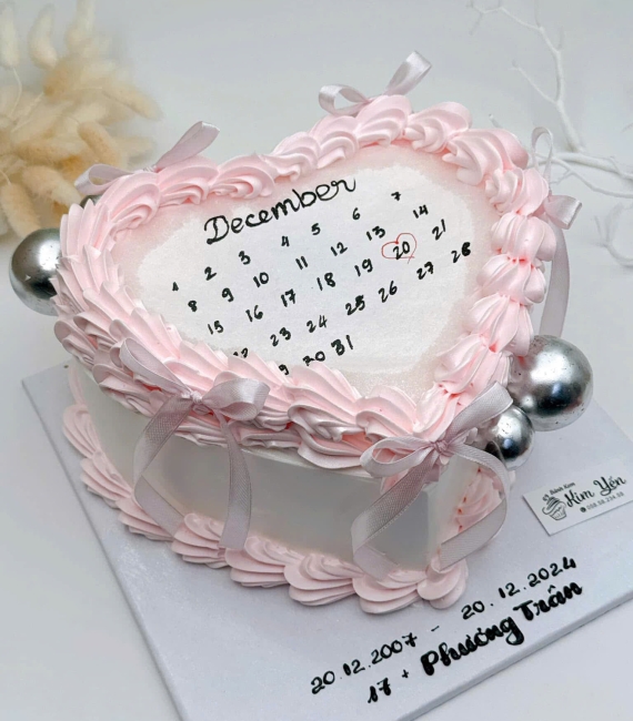 Bánh kem vẽ lịch