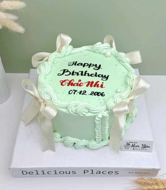 Bánh kem vẽ màu đơn giản style Hàn