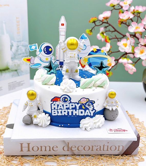 Bánh thôi nôi phi hành gia 