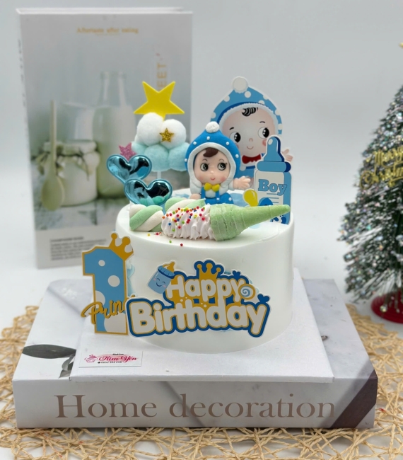 Bánh Kem hoạt hình cô bé sơ sinh