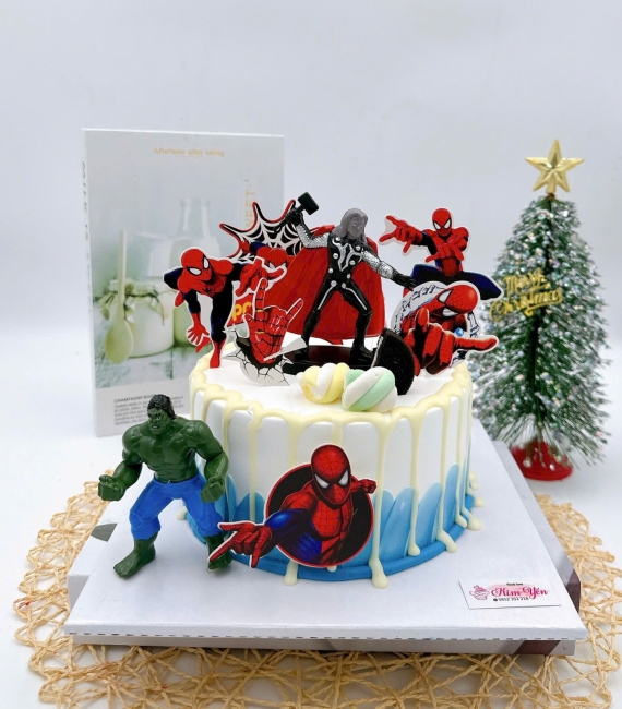 Bánh Kem hoạt hình siêu nhân 