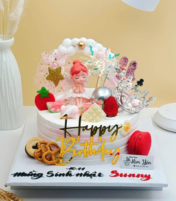 Bánh kem cho bé gái 