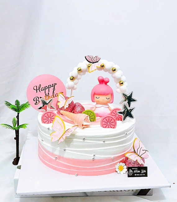 Bánh kem tặng cháu yêu 