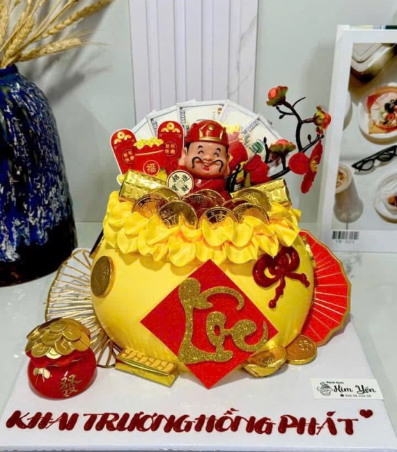 Bánh kem mừng khai trương  công ty