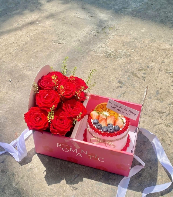 Sét bánh và hoa 05