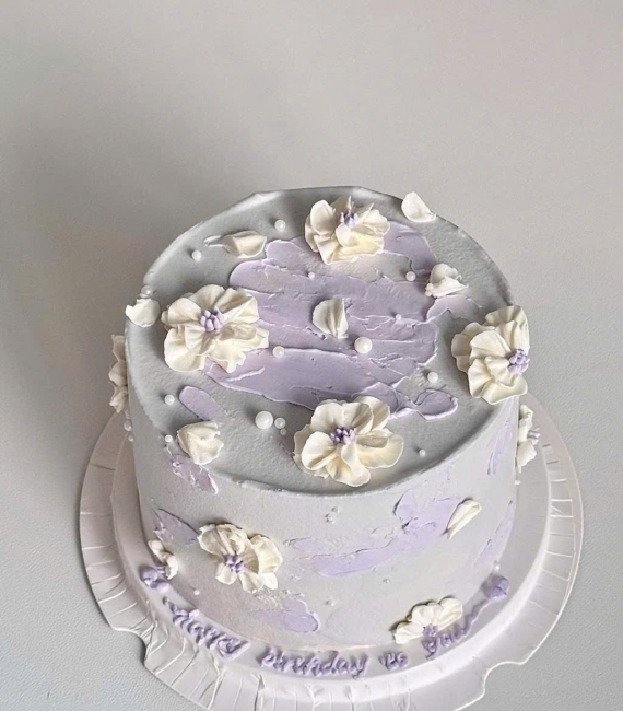  Bánh kem hàn quốc tone tím trang trí hoa