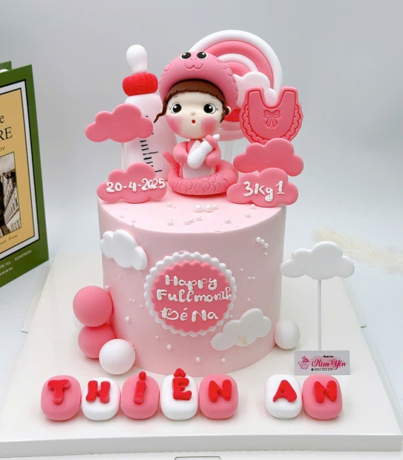 Bánh fondant thôi nôi dành cho bé gái 