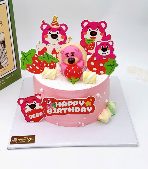 Bánh kem chú gấu dâu ở Cao Lãnh