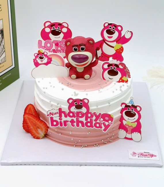 Bánh Kem gấu dâu