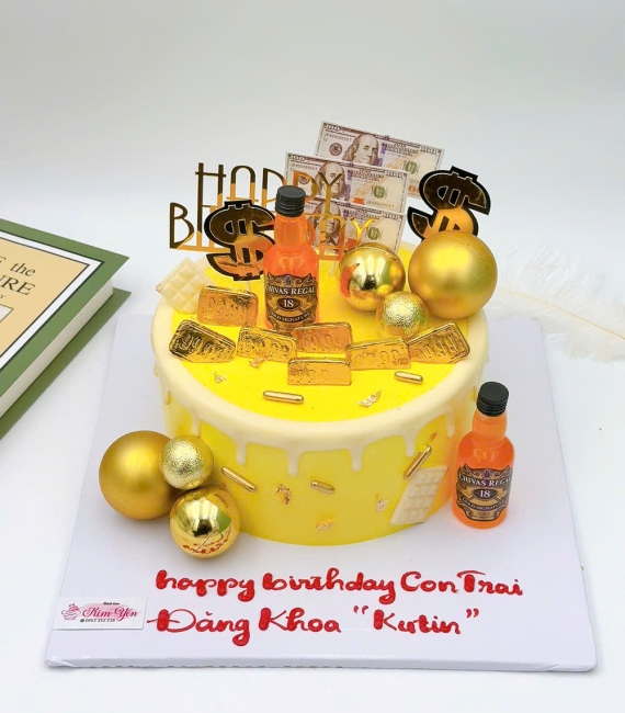 Bánh kem chúc mừng sinh nhật cho nam