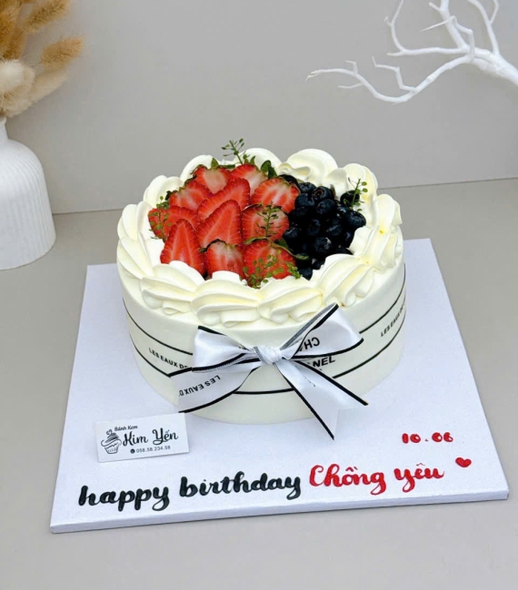 Mẫu bánh kem socola hot năm 2025 tặng chồng yêu