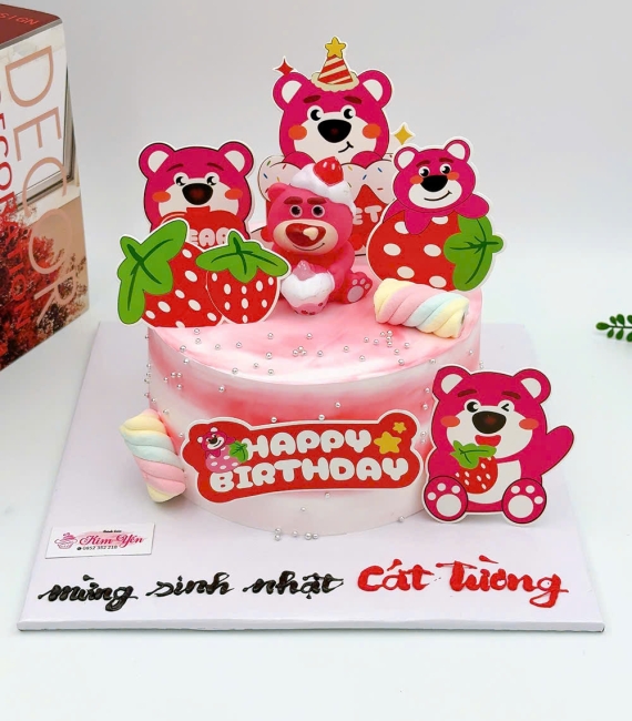 Mẫu bánh kem dâu hot tại Cao Lãnh