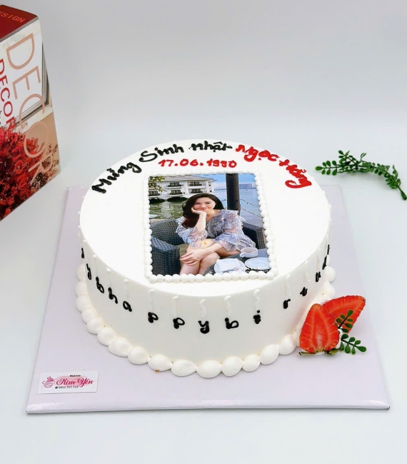 Bánh kem in hình dành tặng cho em yêu