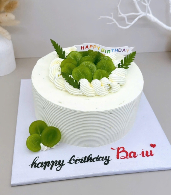 Mẫu bánh kem phô mai sữa tươi dành tặng bố hot 2025