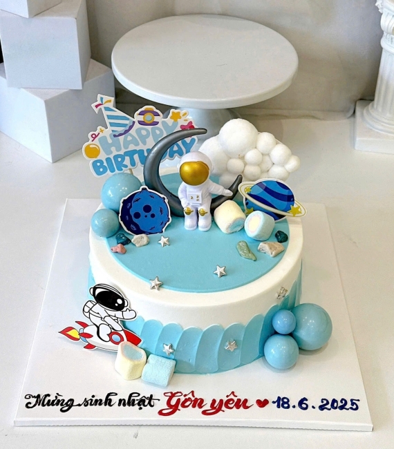 Mẫu bánh kem dành cho bé trai hot 2025