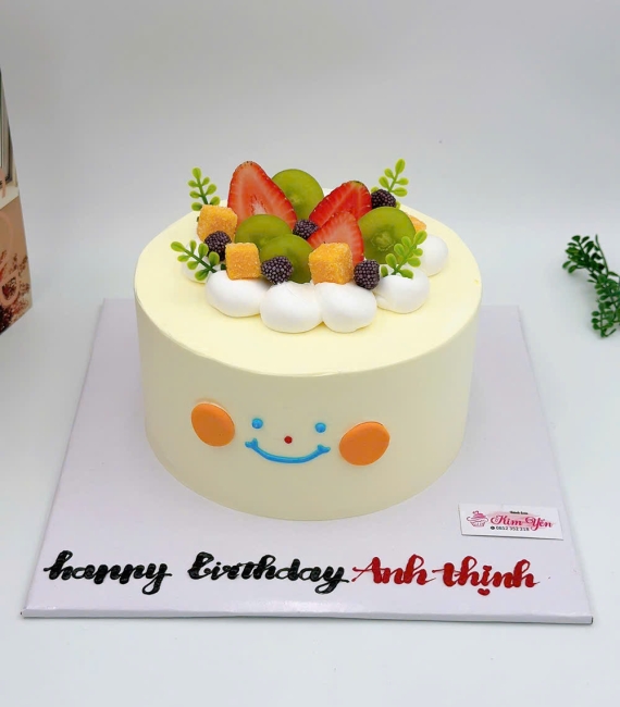 Bánh kem hàn quốc tone vàng đáng yêu