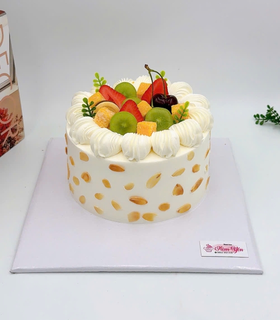 Mẫu bánh kem phủ đầy trái cây 