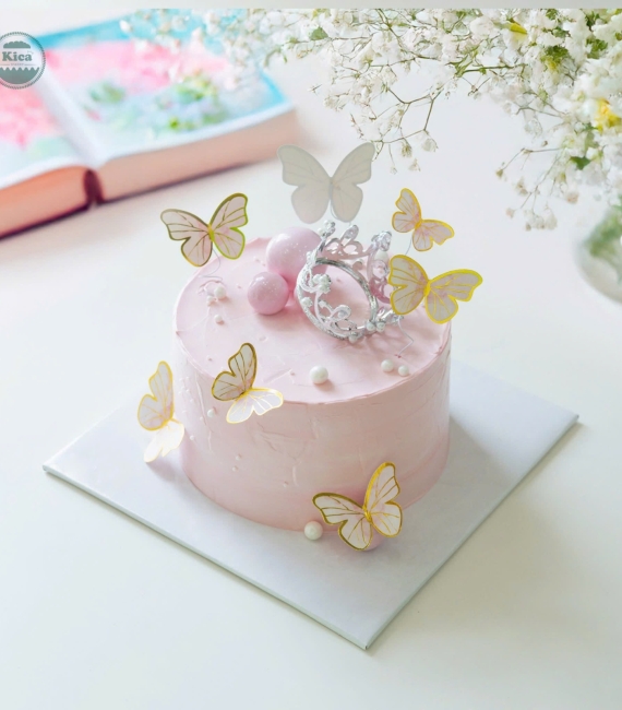  Bánh kem làm theo yêu cầu tone hồng ở cao lãnh