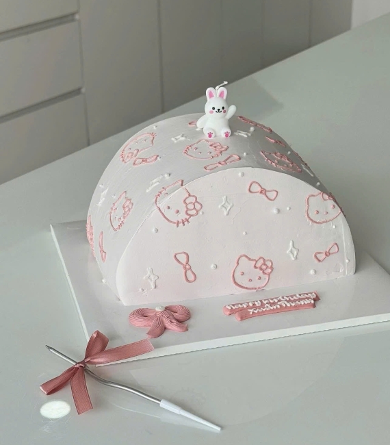  Bánh kem làm theo yêu cầu ở cao lãnh 