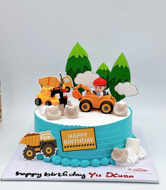 Bánh sinh nhật cho bé trai mẫu hot trend,thích xe múc xe cẩu