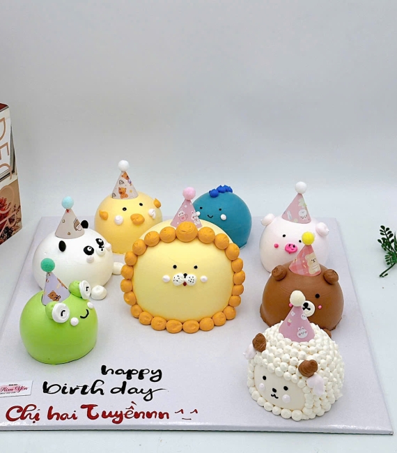 Mẫu bánh kem hàn quốc nặn hình gấu đáng yêu