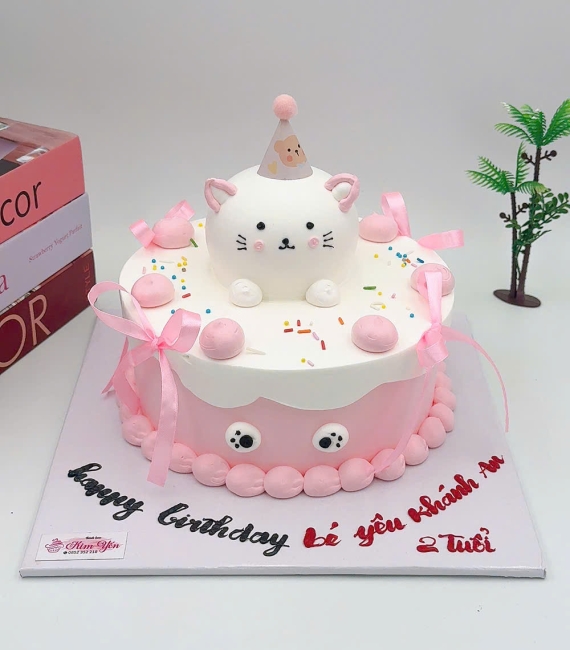 Mẫu bánh kem hàn quốc tone hồng chú gấu