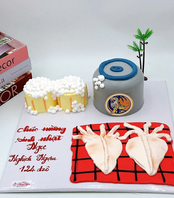  Bánh Kem làm theo yêu cầu khô mực và bia