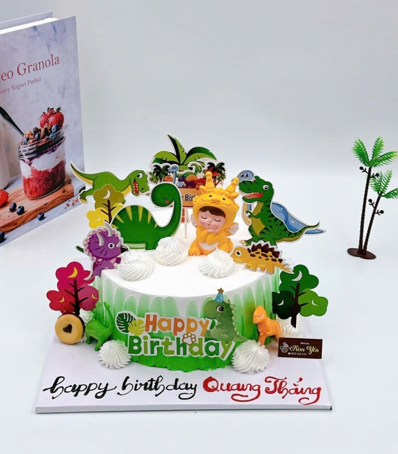 Bánh kem chúc mừng dành cho bé trai yêu thích khủng long