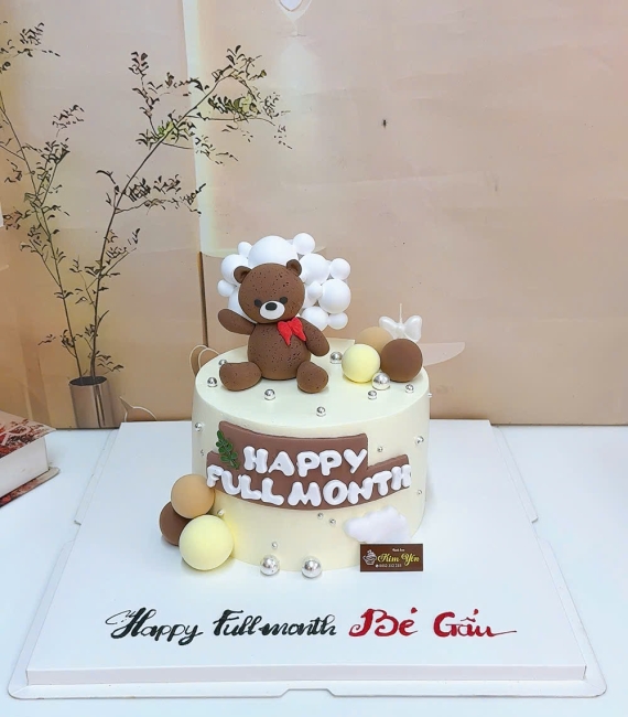 Bánh kem style Hàn Quốc mừng thôi nôi hot 2025