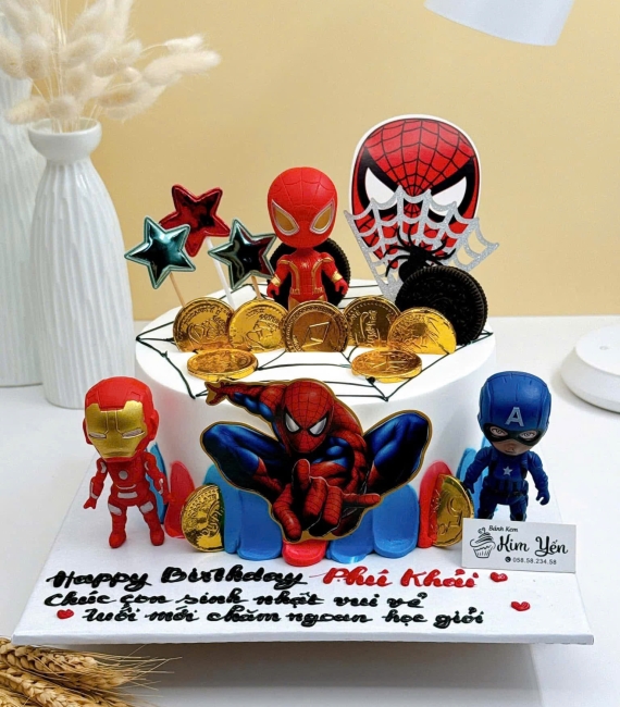 Bánh kem chúc mừng dành cho bé trai thích hoạt hình người nhện