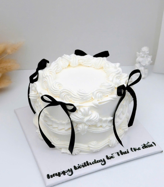 Bánh kem style Hàn Quốc mẫu đẹp 2026 tone trắng