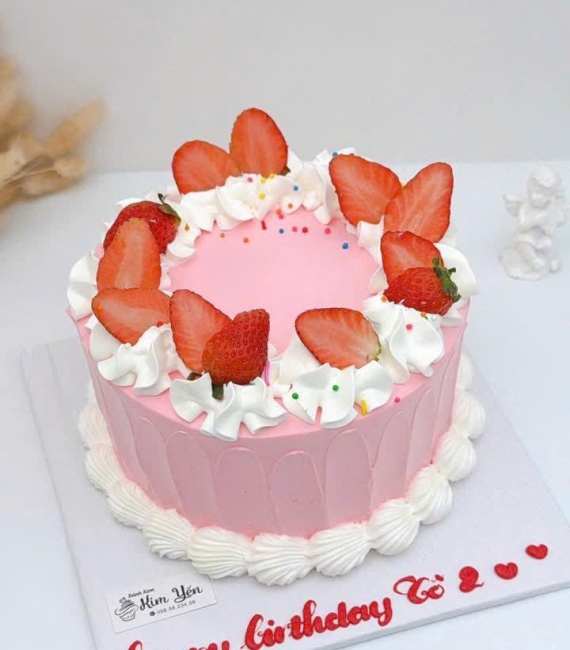 Bánh sinh nhật trái cây dành cho nữ tone hồng