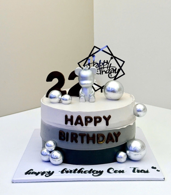 Mẫu bánh tặng nam 22 tuổi