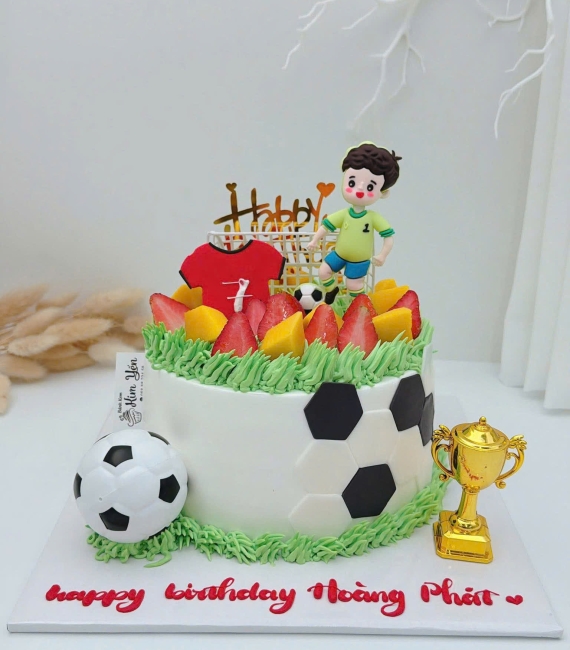 Mẫu bánh kem dành cho bé trai yêu bóng đá