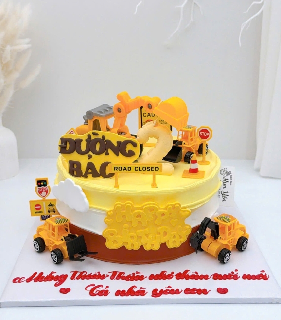 Mẫu bánh kem dành cho bé trai lên 2 tuổi hot 2026 