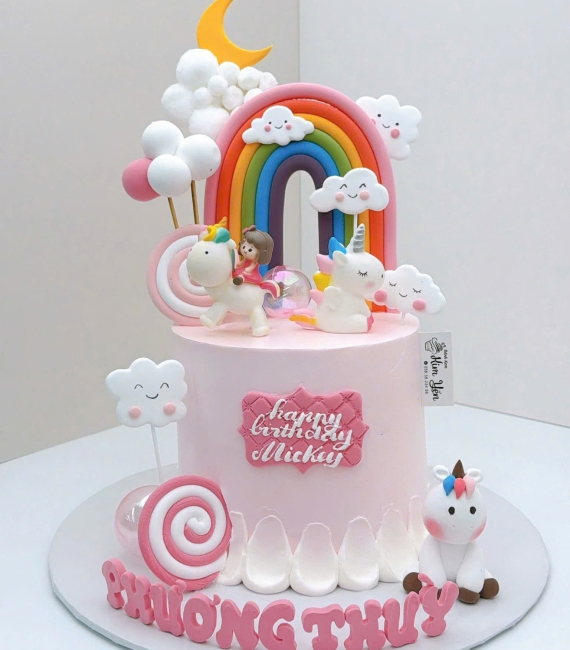 Bánh kem thôi nôi tại Kim Yến trang trí theo yêu cầu