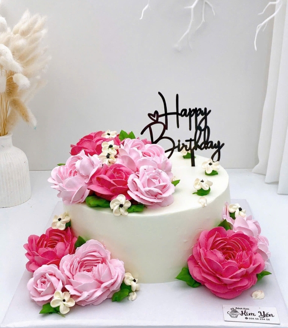 Bánh kem tặng nữ hot 2026 bắt hoa chuyên nghiệp