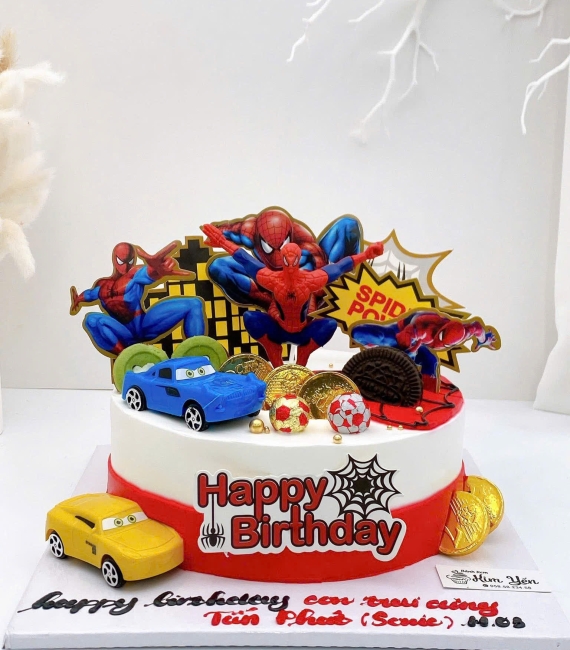 Mẫu bánh kem dành cho trai lên 7 tuổi yêu thích người nhện hot 