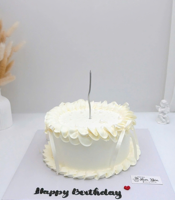 Bánh kem style Hàn Quốc dành tone trắng mẫu bánh hot