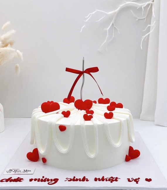 Bánh kem dành cho nữ mẫu bánh trái tim hot tred  tone đỏ