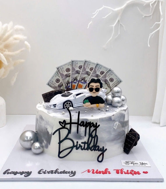 Mẫu bánh dành cho nam tone đen hot 2026