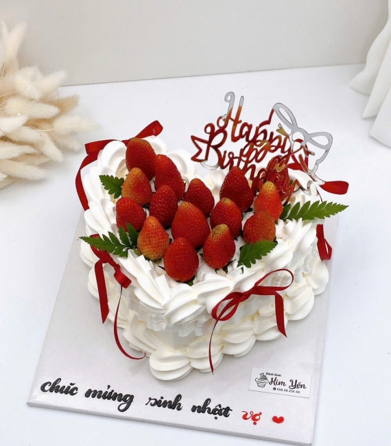 Tổng hợp mẫu bánh kem trái cây đẹp 2026 dâu tây